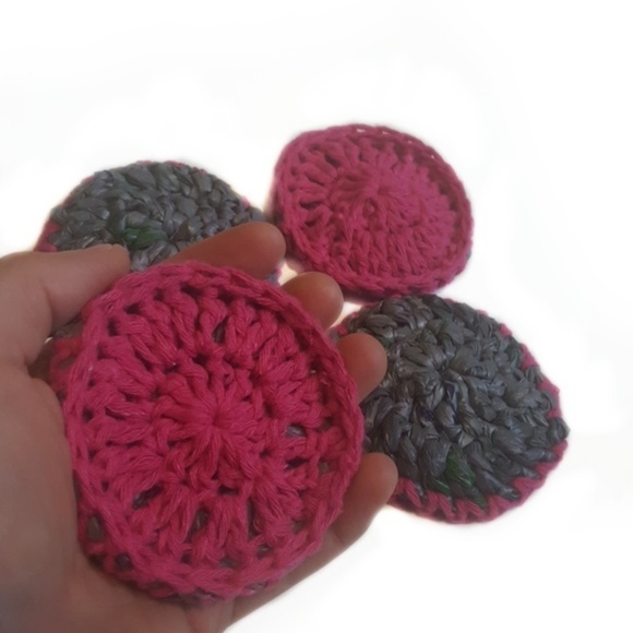 Handmade Plarn Plastic Yarn Cotton Dish Scrubbers - Picture 7 of 7